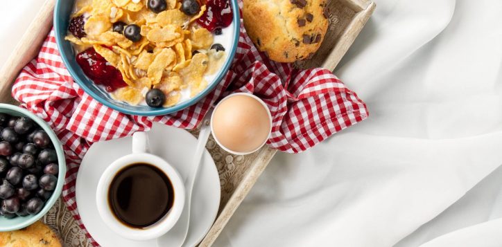 movenpick-myth-hotel-patong-phuket_breakfast-in-bed-2