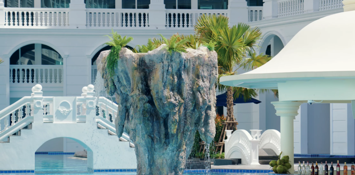 04-immerse-yourself-in-leisure-at-movenpick-myth-hotel-2