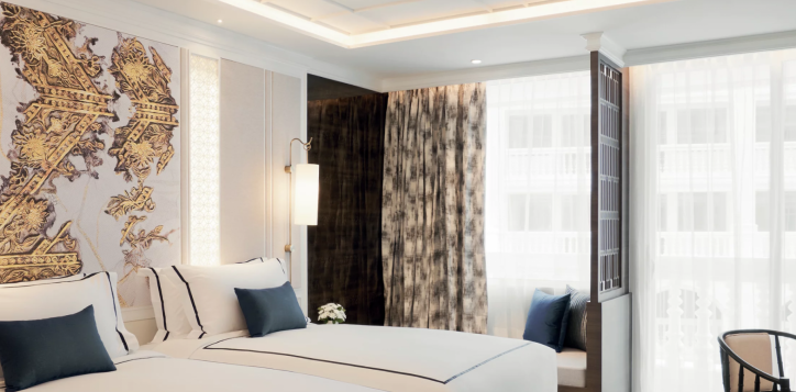 book-your-stay-and-experience-this-one-of-a-kind-luxury-hotel-in-phuket-2