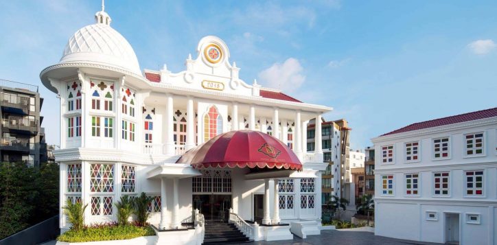 stand-outs-among-5-star-hotels-in-patong-01-2